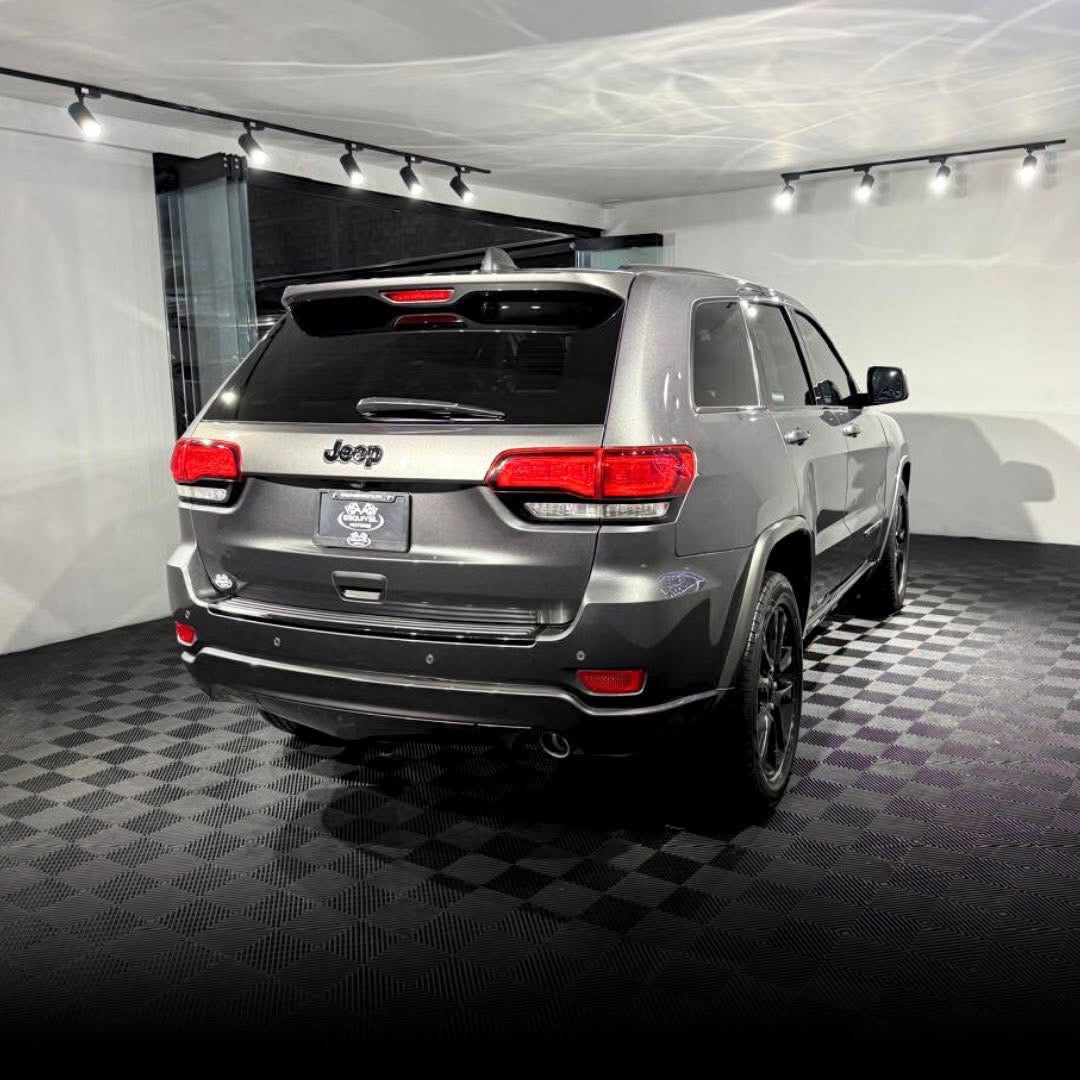 JEEP GRAND CHEROKEE BLACK EDITION 2017