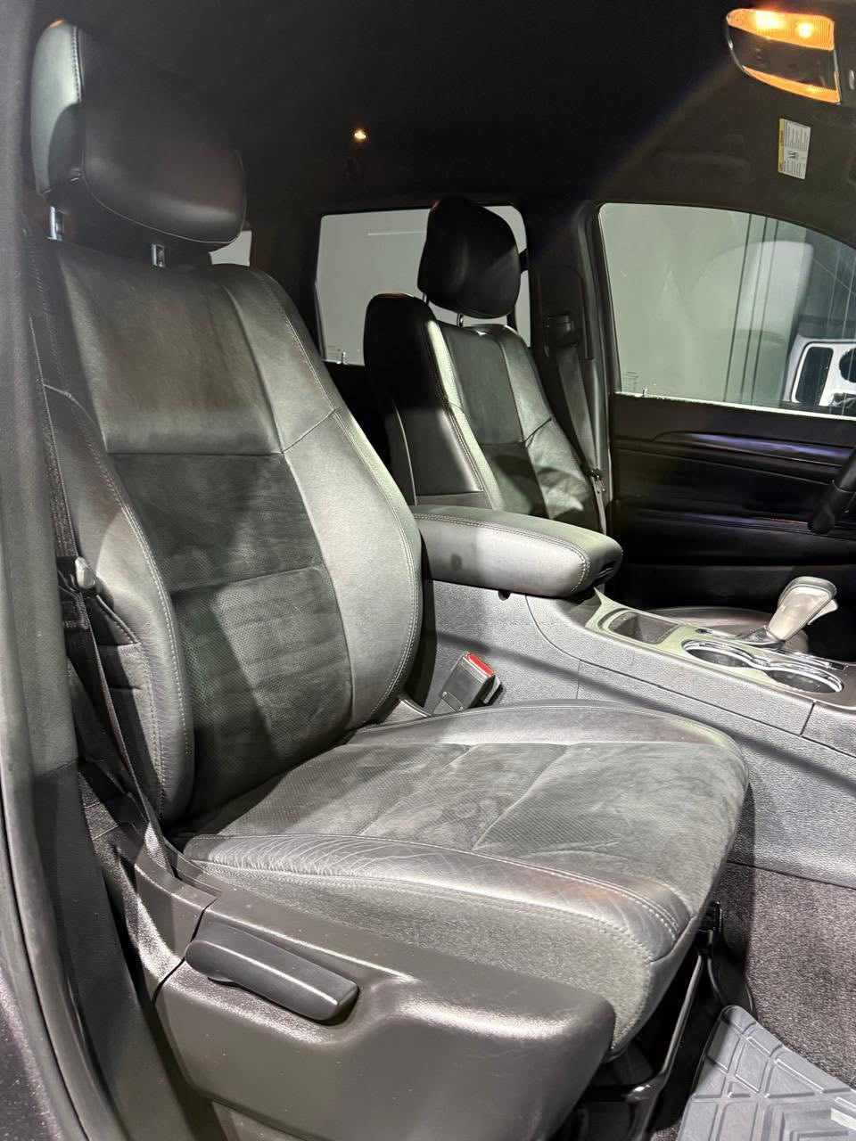 JEEP GRAND CHEROKEE BLACK EDITION 2017