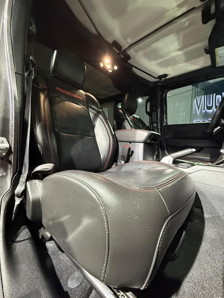 JEEP RUBICON DELUXE 2021