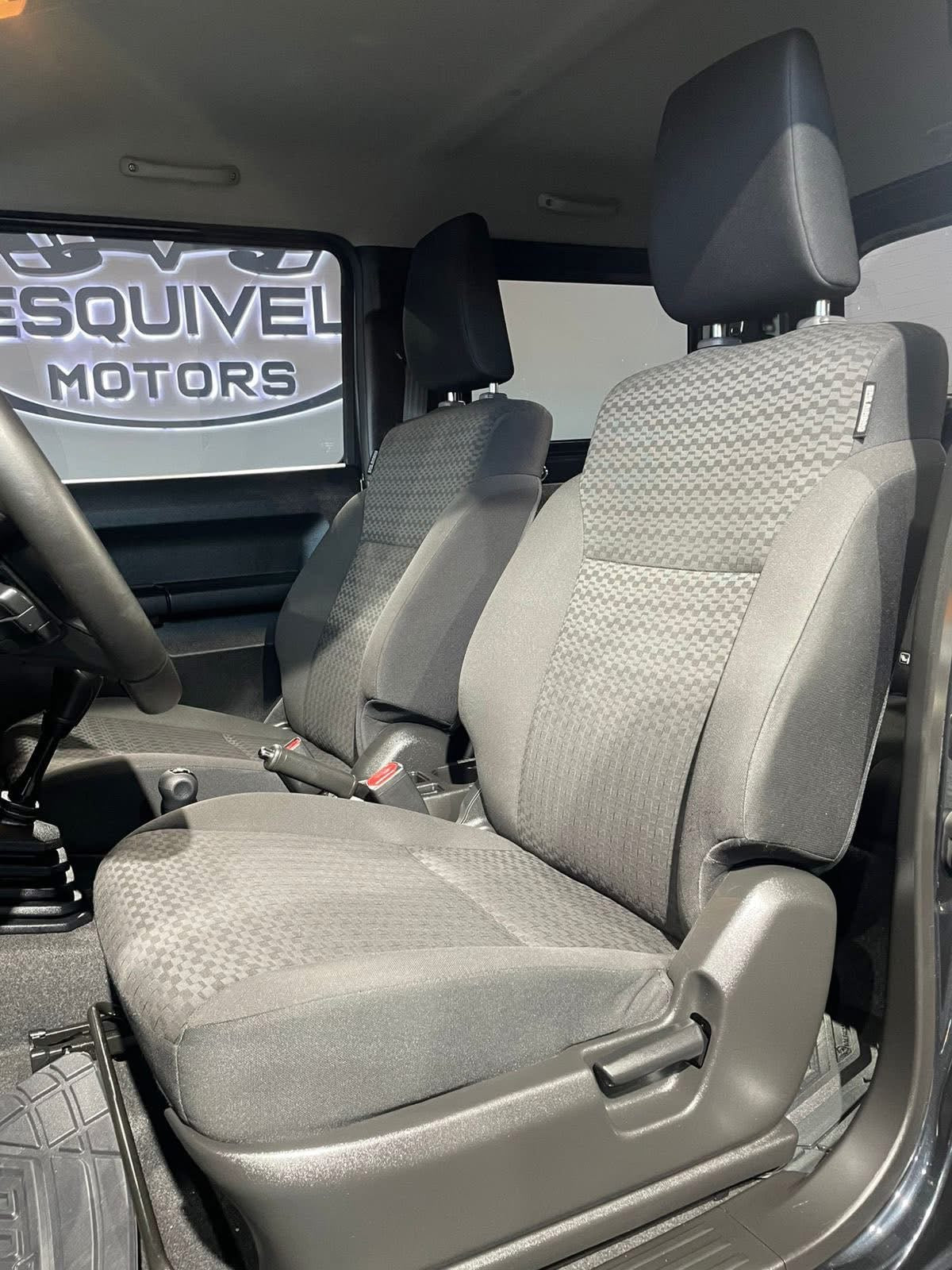 SUSUKI JIMNY GLX 2022