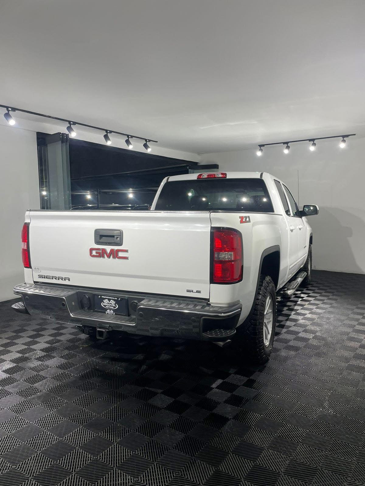 GMC SIERRA SLT 2015