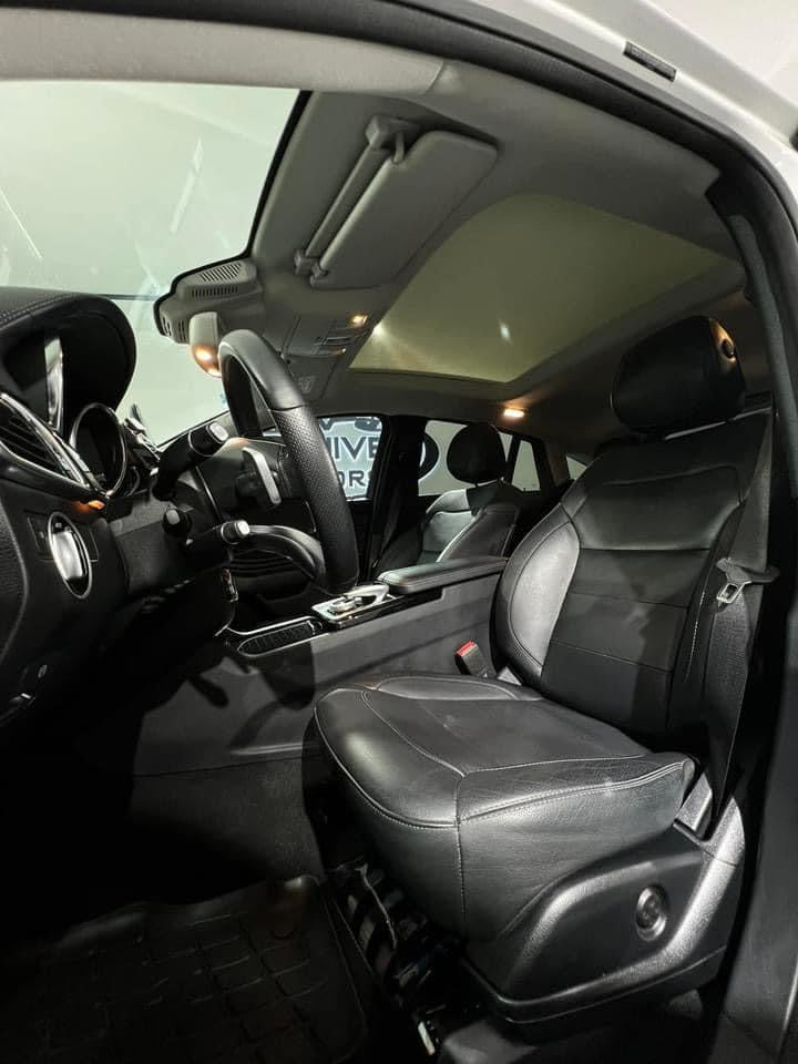 MERCEDES BENZ GLE AMG 43 2020