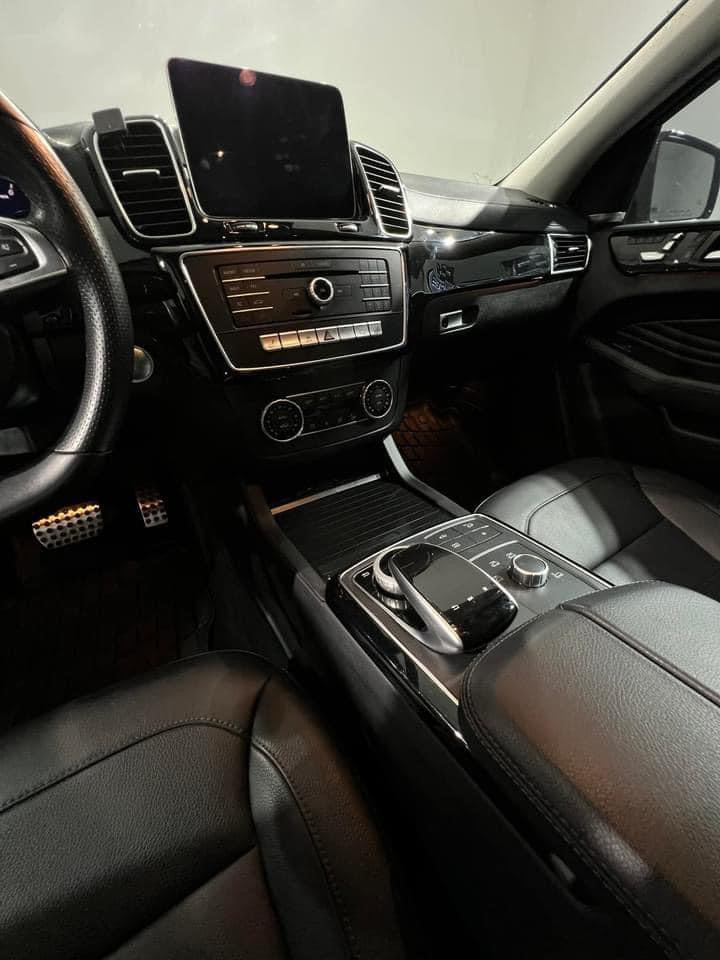 MERCEDES BENZ GLE AMG 43 2020