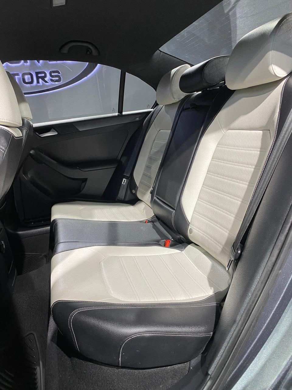 VOLKSWAGEN JETTA SPORT 2016