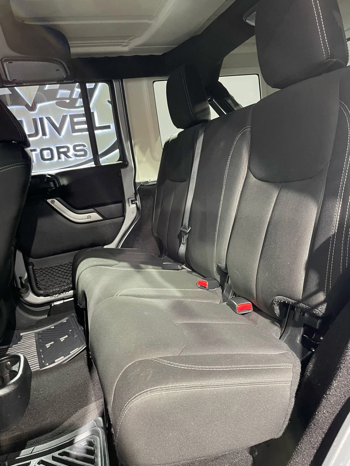 JEEP WRANGLER SAHARA 2016