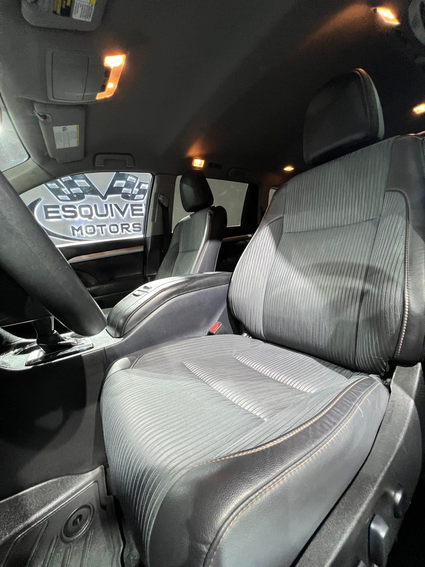 TOYOTA HIGHLANDER LE 2016