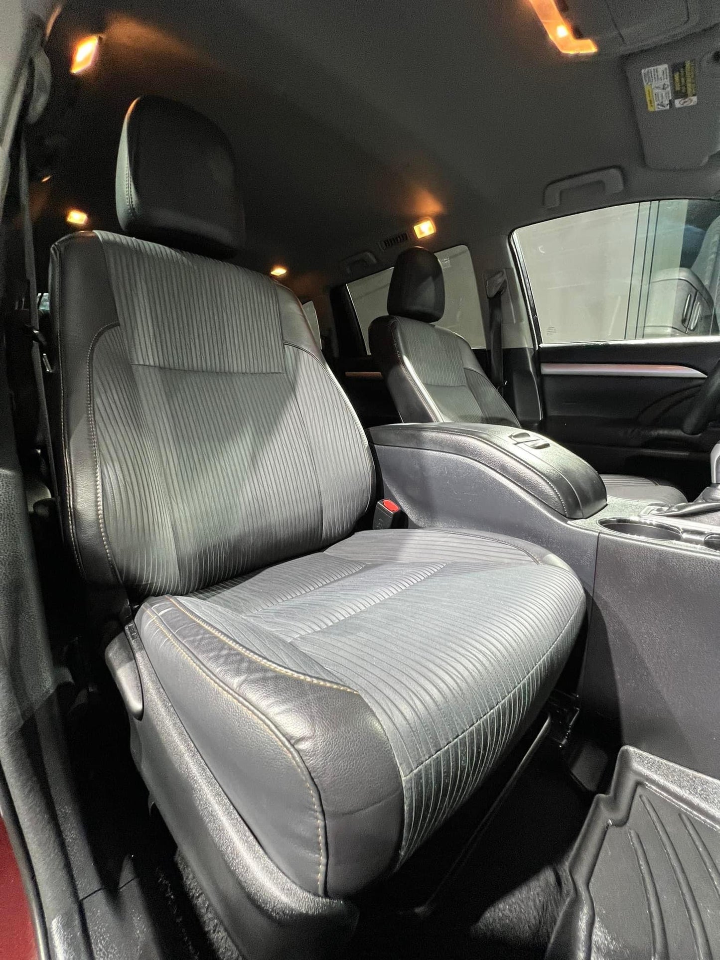 TOYOTA HIGHLANDER LE 2016