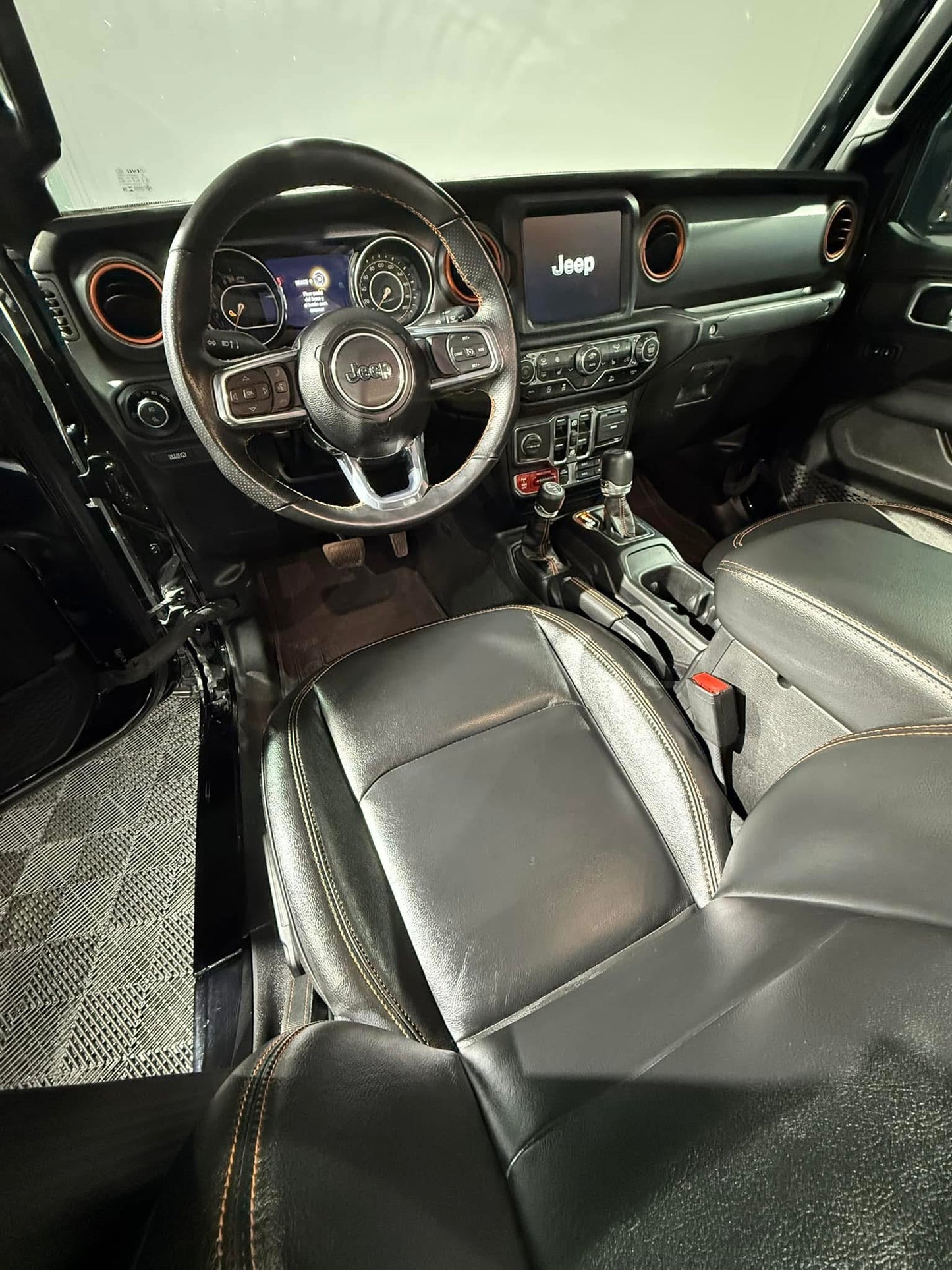 JEEP MOJAVE JT 2023