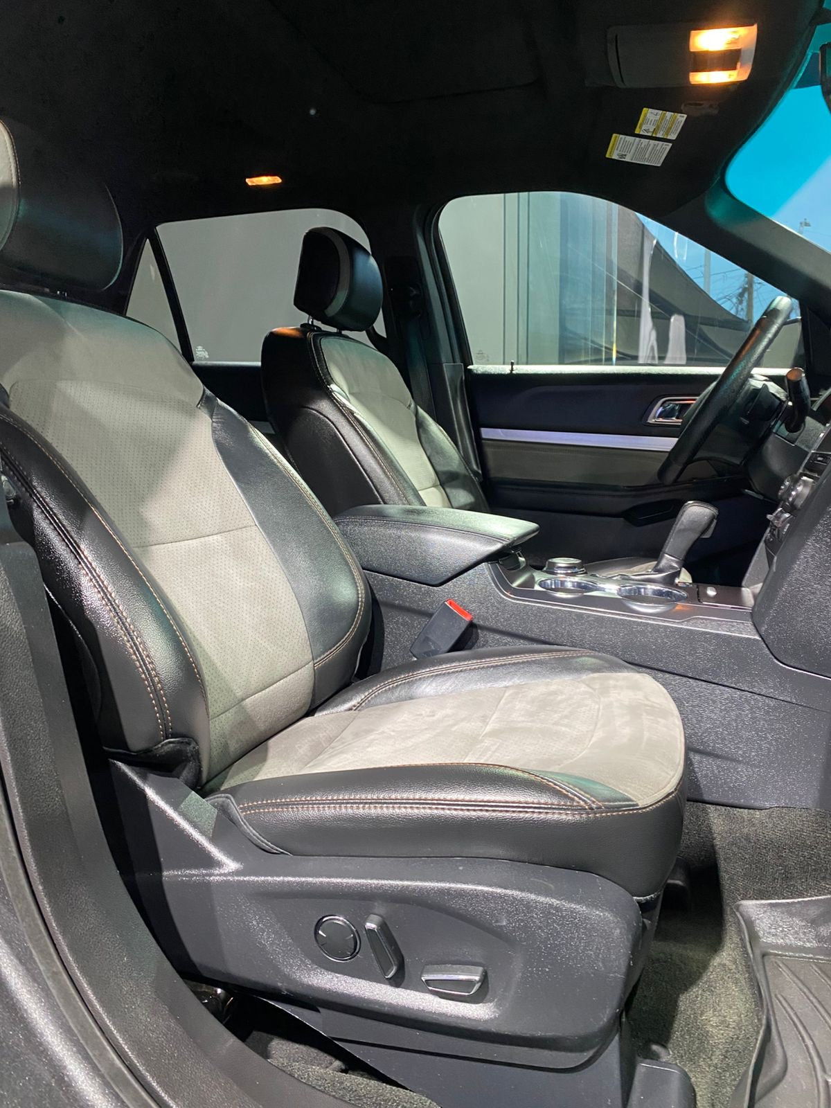 Ford Explorer Black Edition 2017