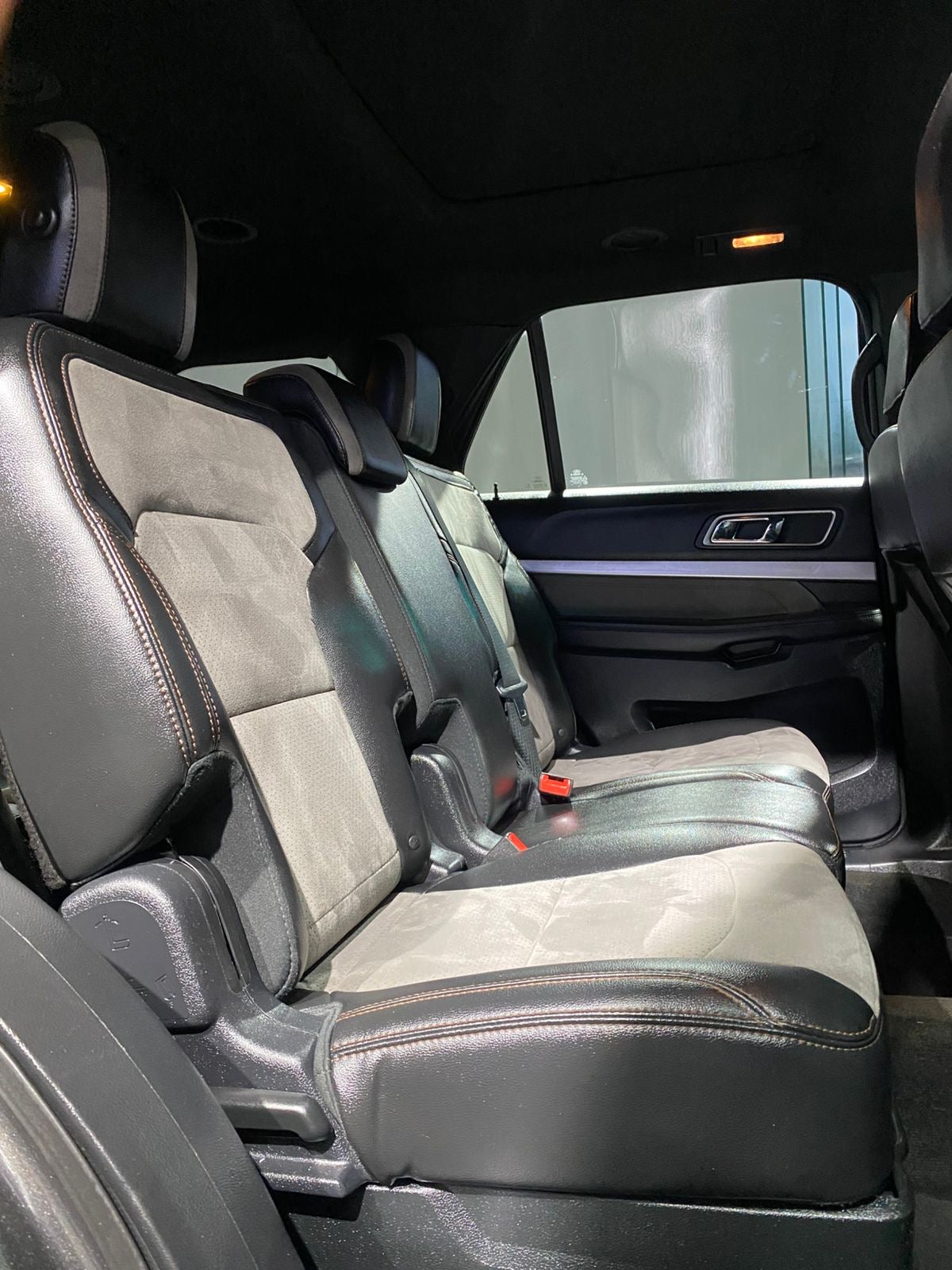 Ford Explorer Black Edition 2017