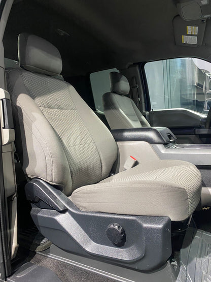 Ford Lobo FX4 Cab 1/2 2016