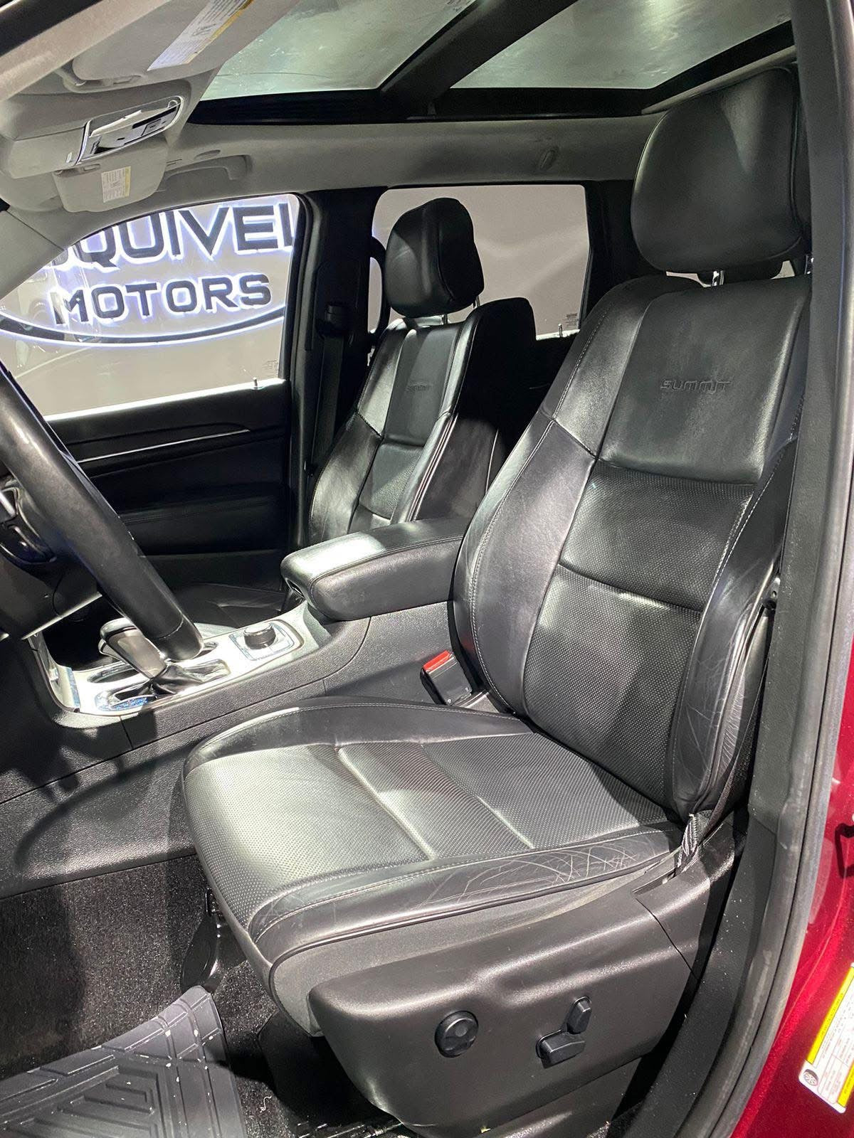 GRAND CHEROKEE SUMMIT 2017