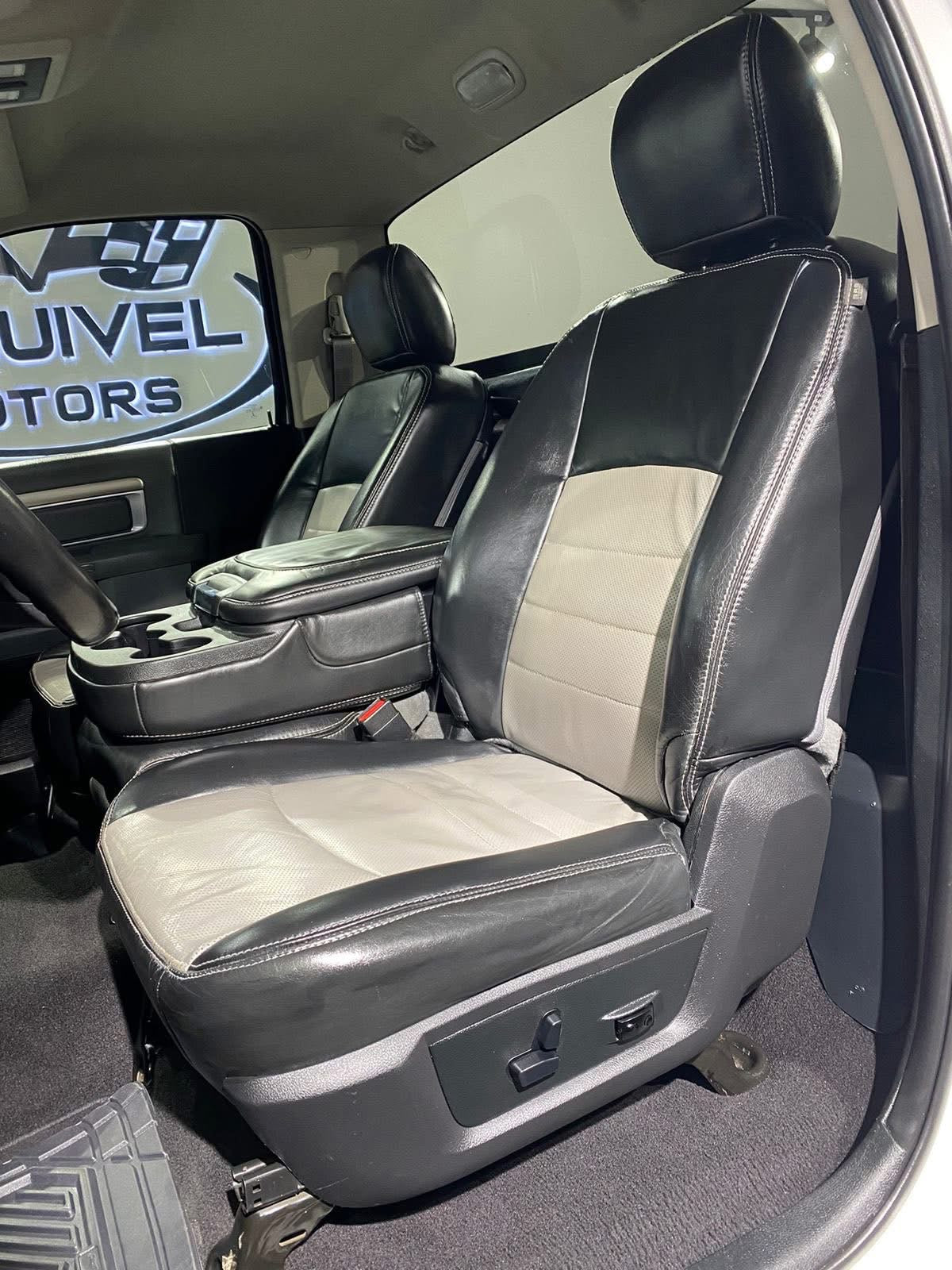 DODGE RAM SPORT 2018