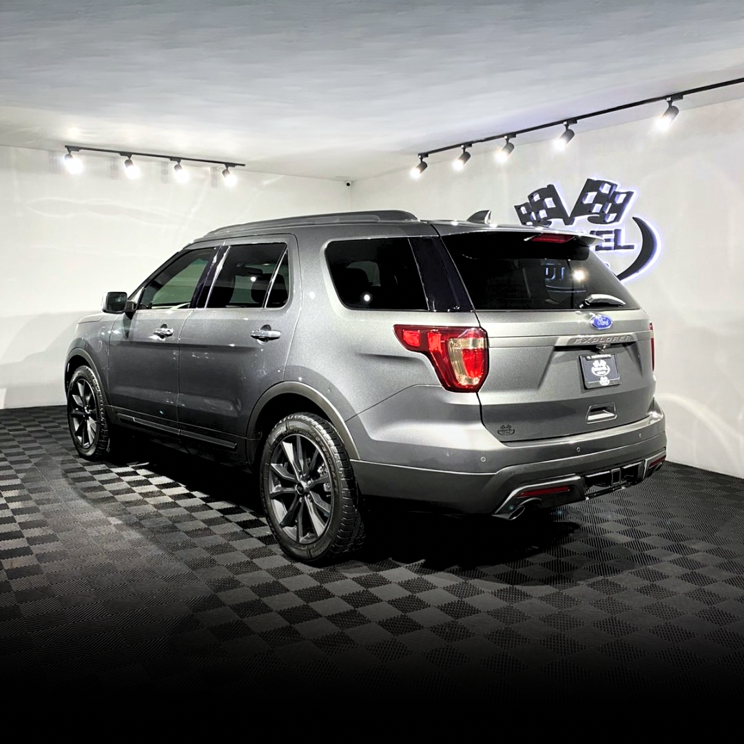 Ford Explorer Black Edition 2017
