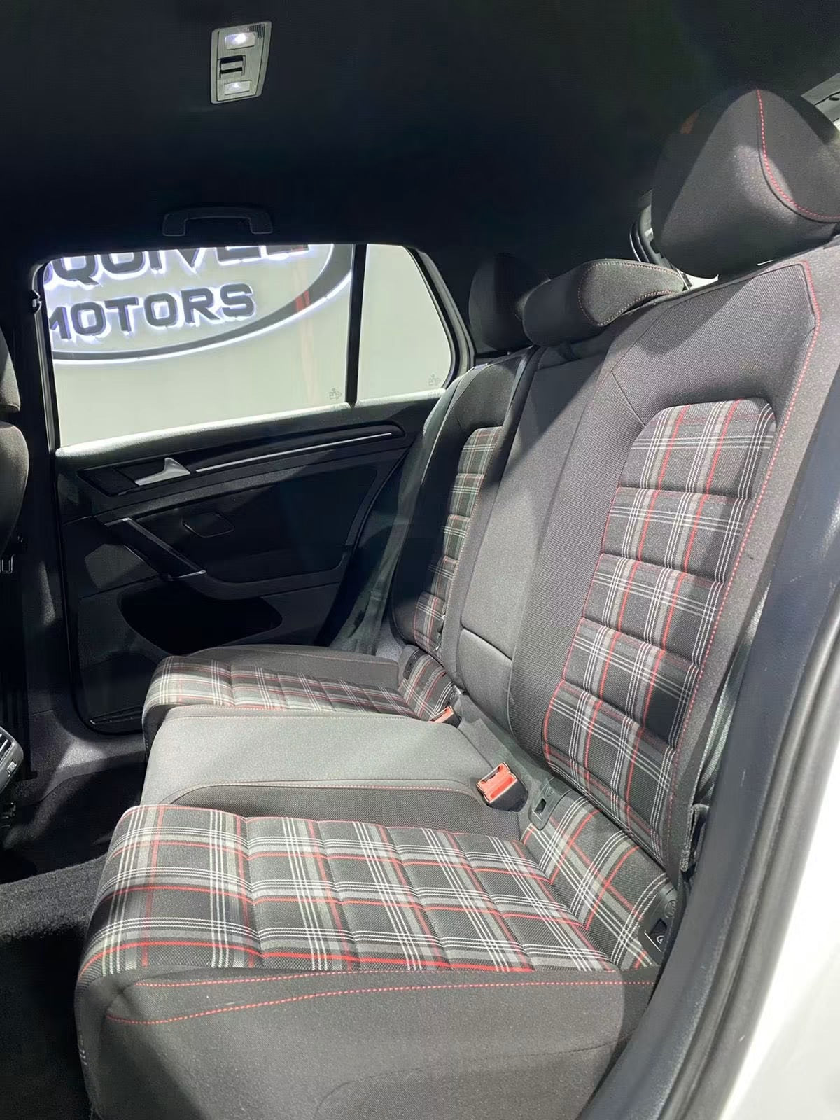 VOLKSWAGEN GOLF GTI 2017