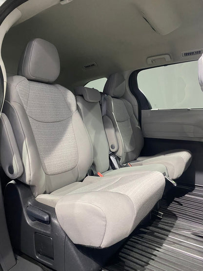 Toyota Sienna XLE Híbrida 2023