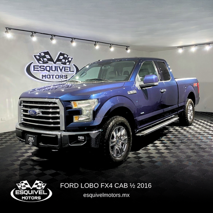 Ford Lobo FX4 Cab 1/2 2016
