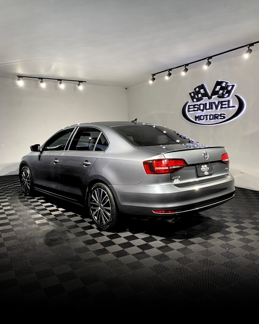 VOLKSWAGEN JETTA SPORT 2016