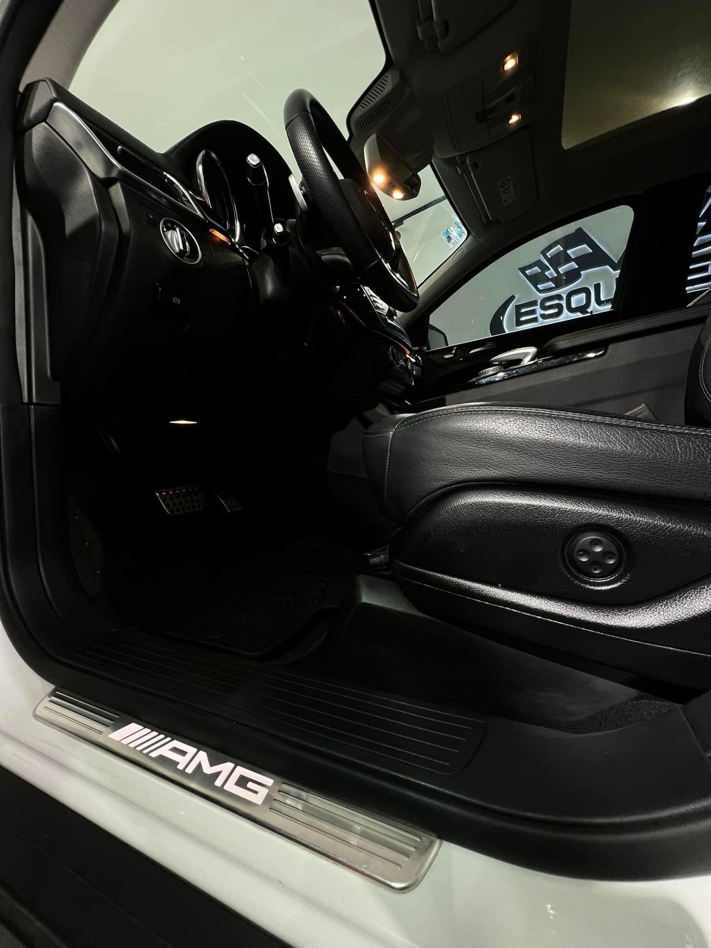 MERCEDES BENZ GLE AMG 43 2020