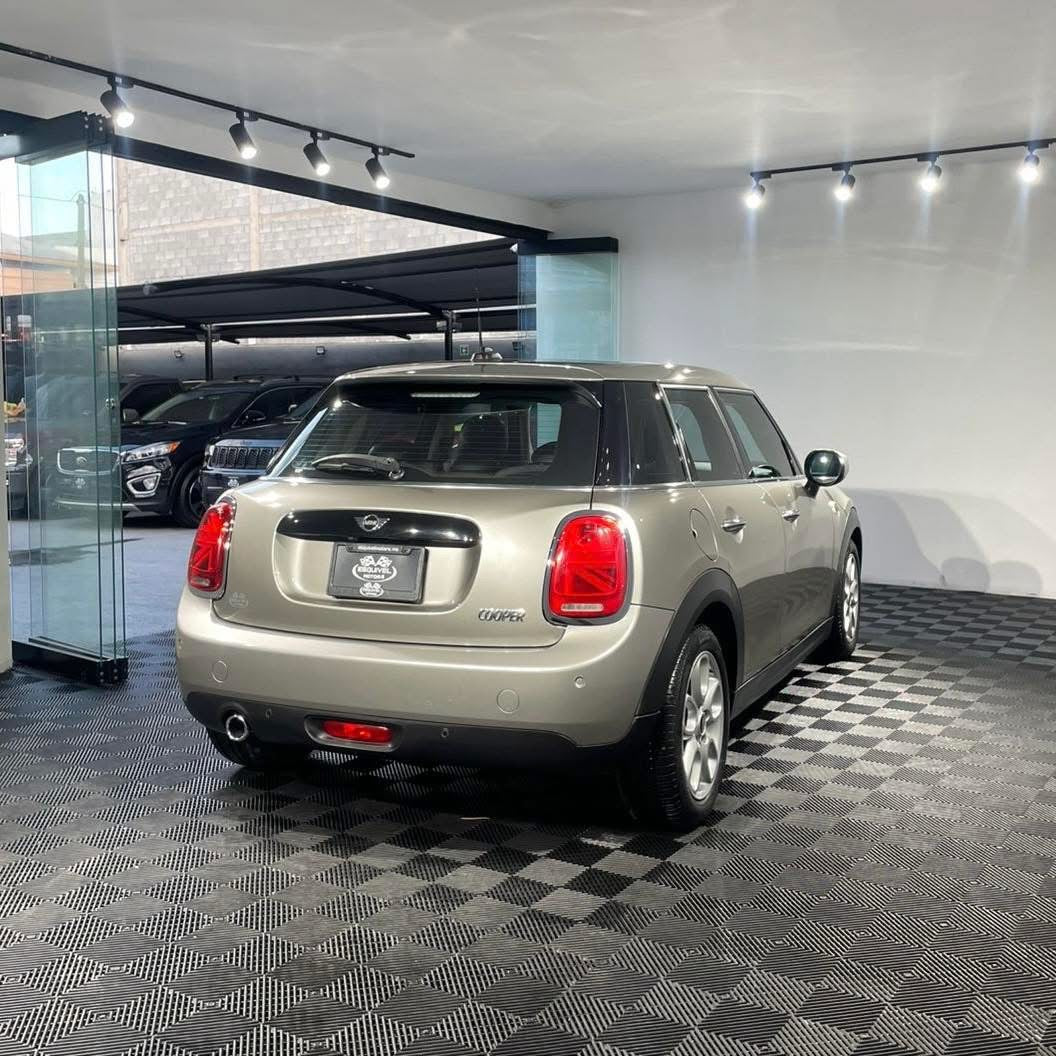 MINI COOPER CHILI 2021