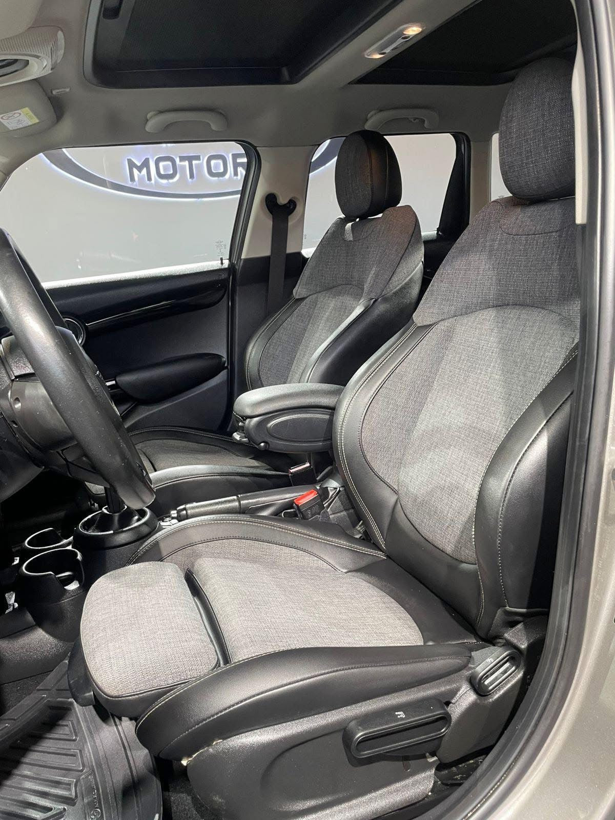 MINI COOPER CHILI 2021