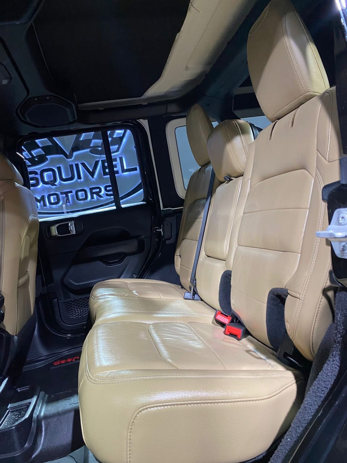 JEEP WRANGLE SAHARA 2018