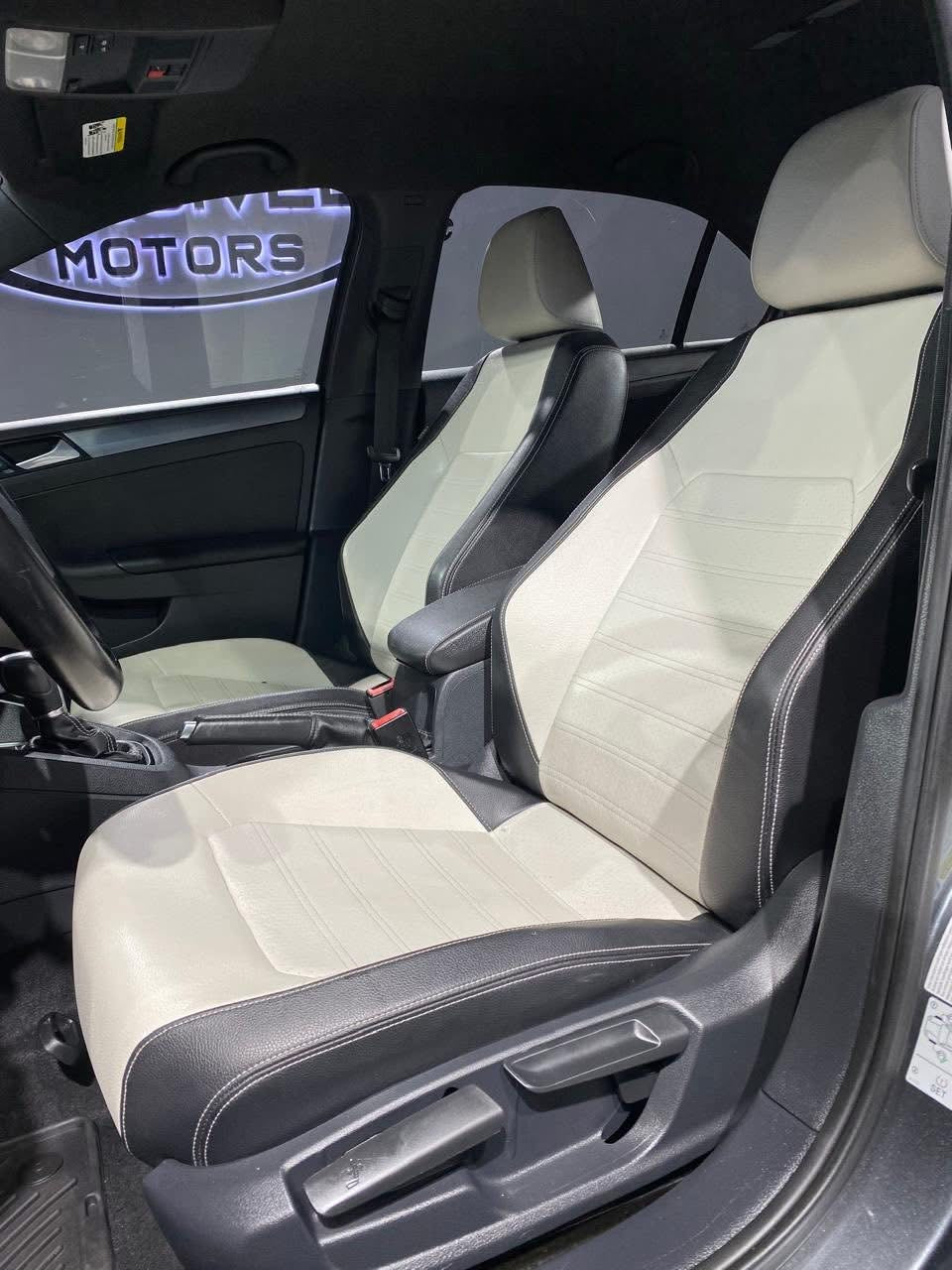 VOLKSWAGEN JETTA SPORT 2016