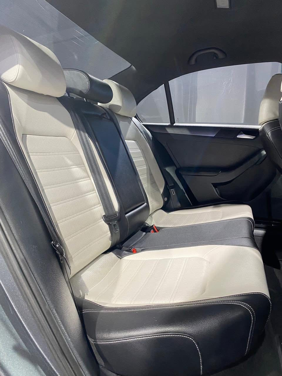 VOLKSWAGEN JETTA SPORT 2016