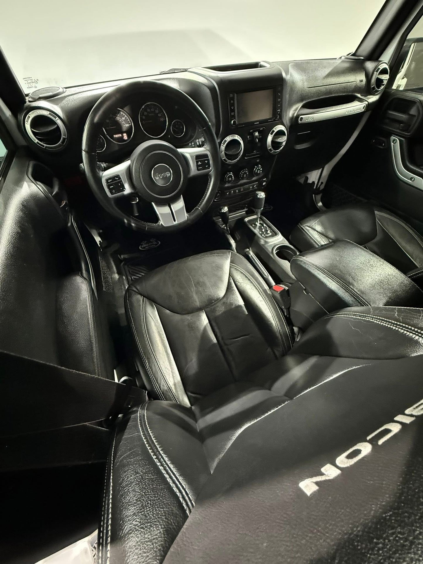 JEEP RUBICON HARD ROCK 2015
